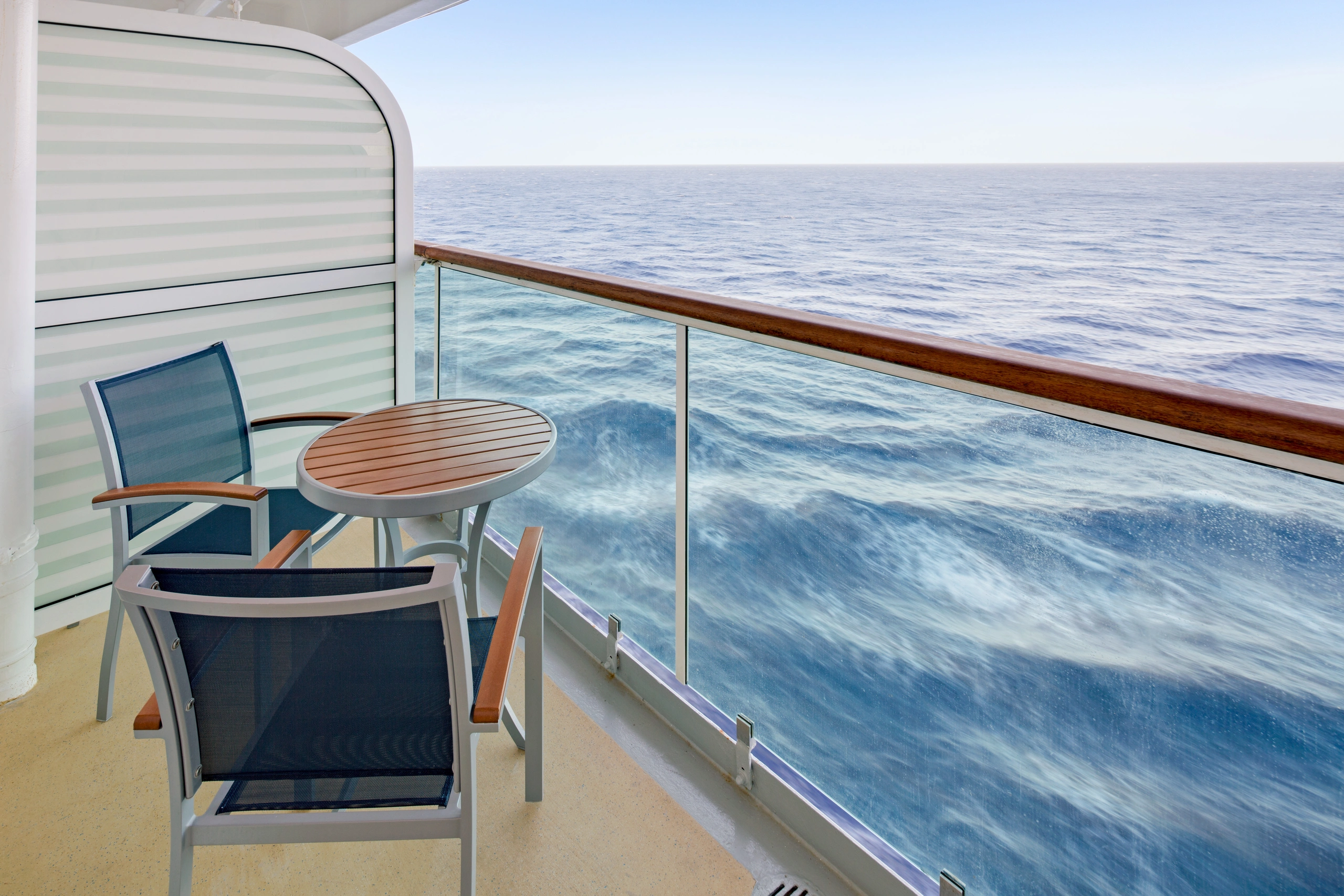 Superior Ocean View Stateroom w/Balcony Cat. D1 - Balcony
