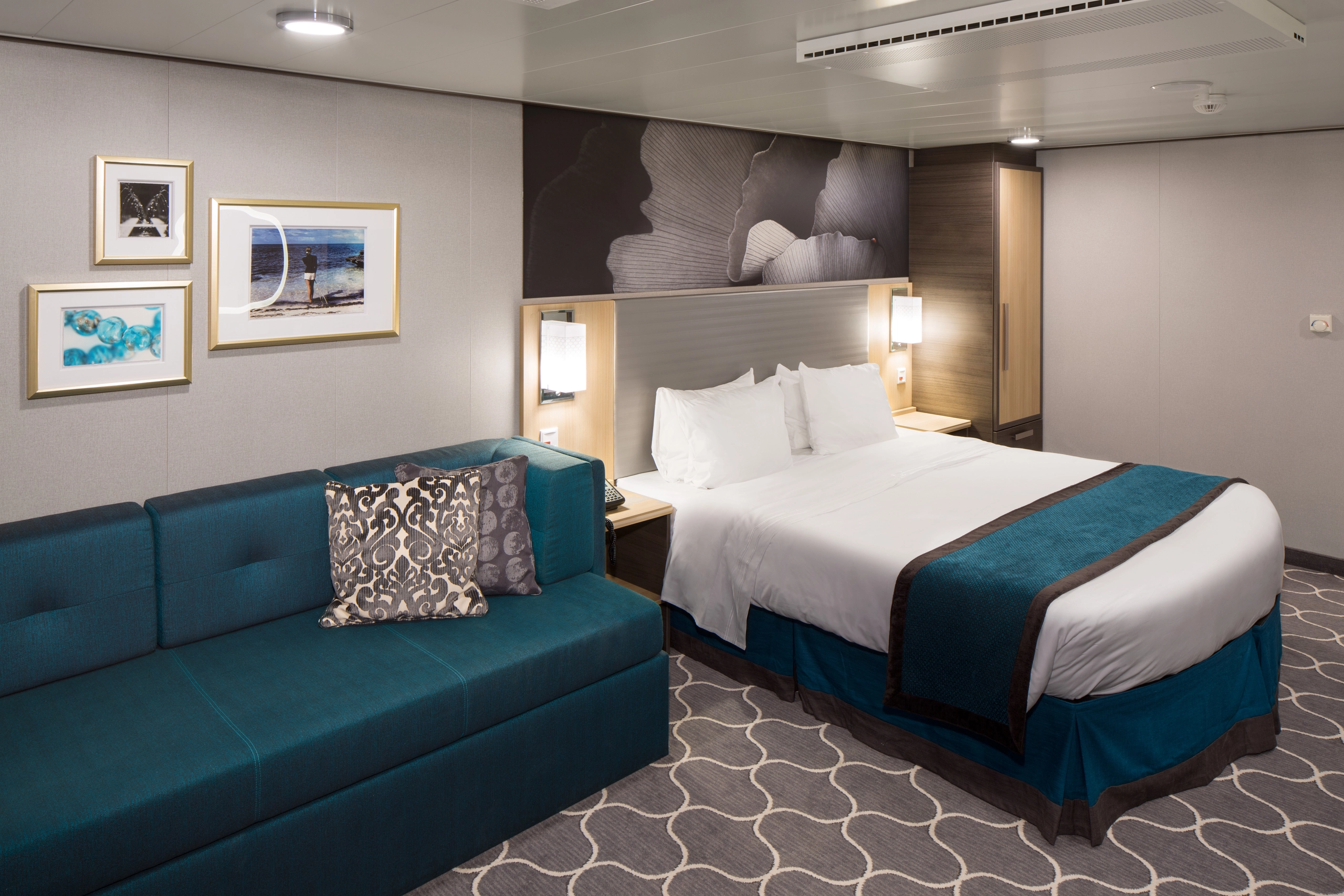Quantum of the Seas interior stateroom bedding