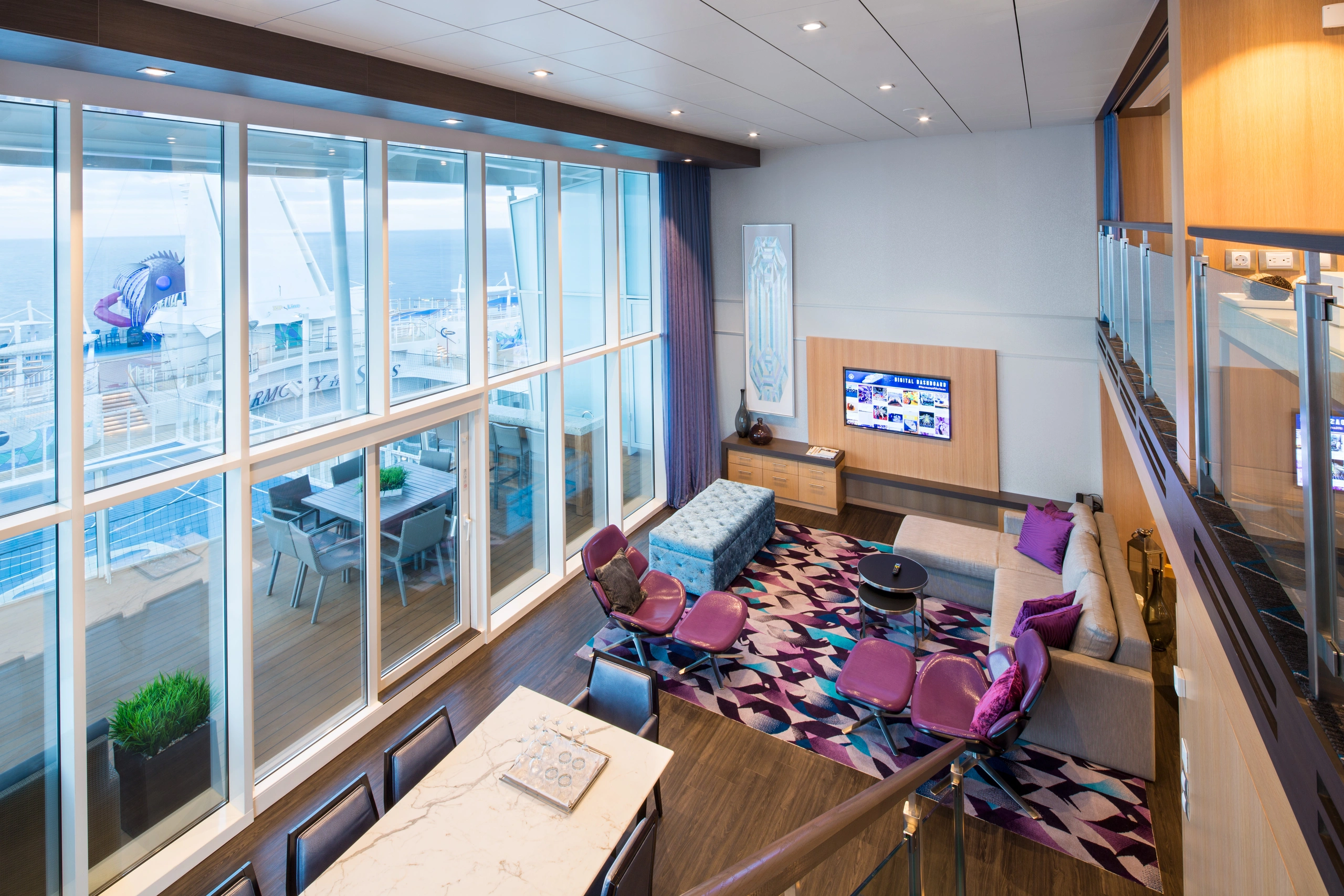 Harmony of the Seas Royal Loft Suite Cat. RL - Living room