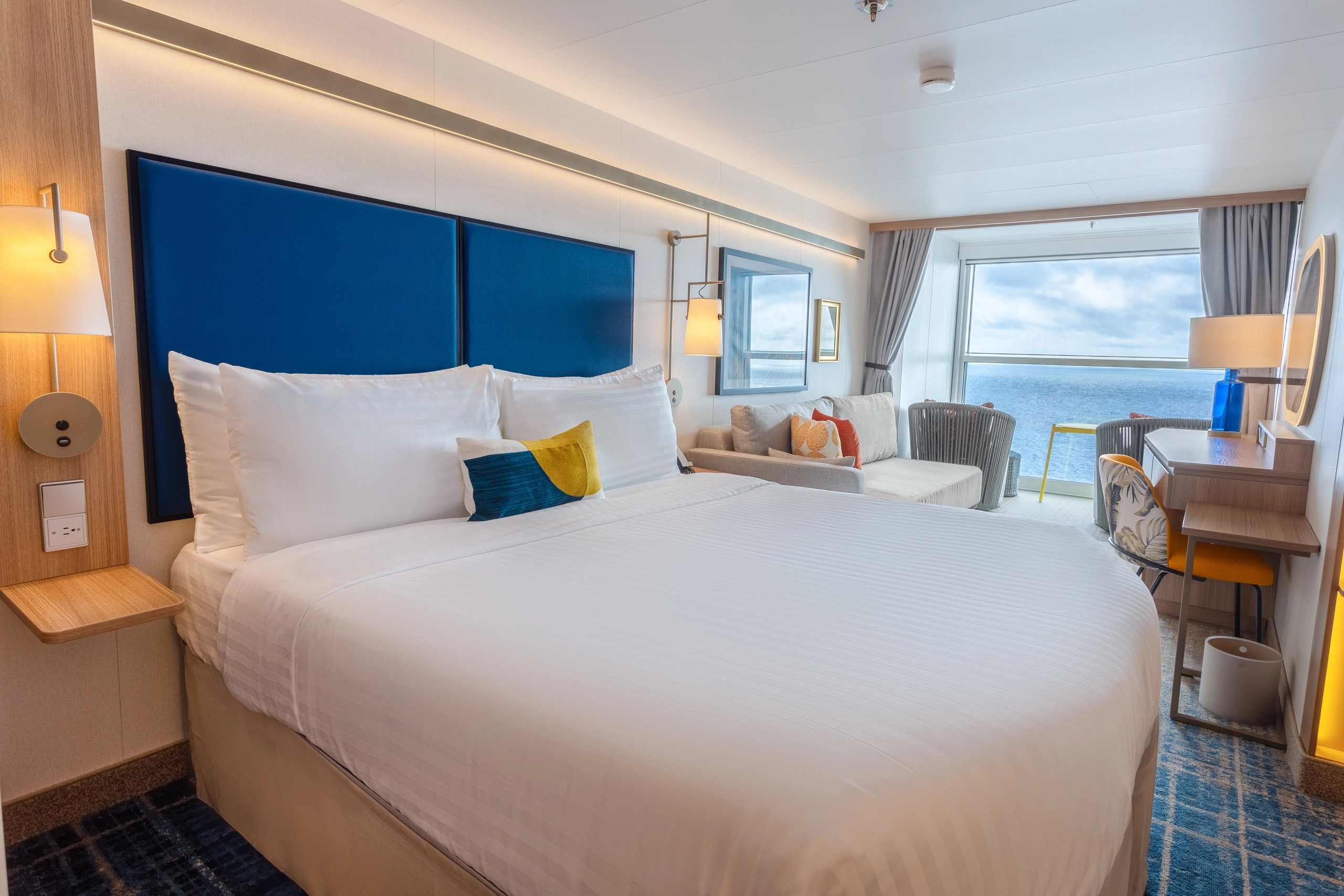 Icon of the Seas family ocean view