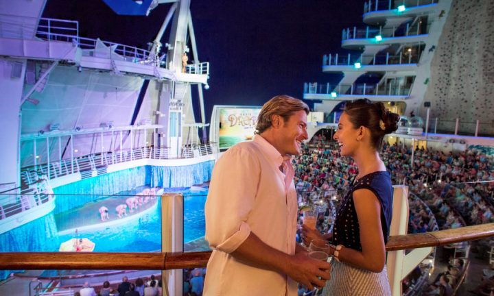 Aqua Theatre romance