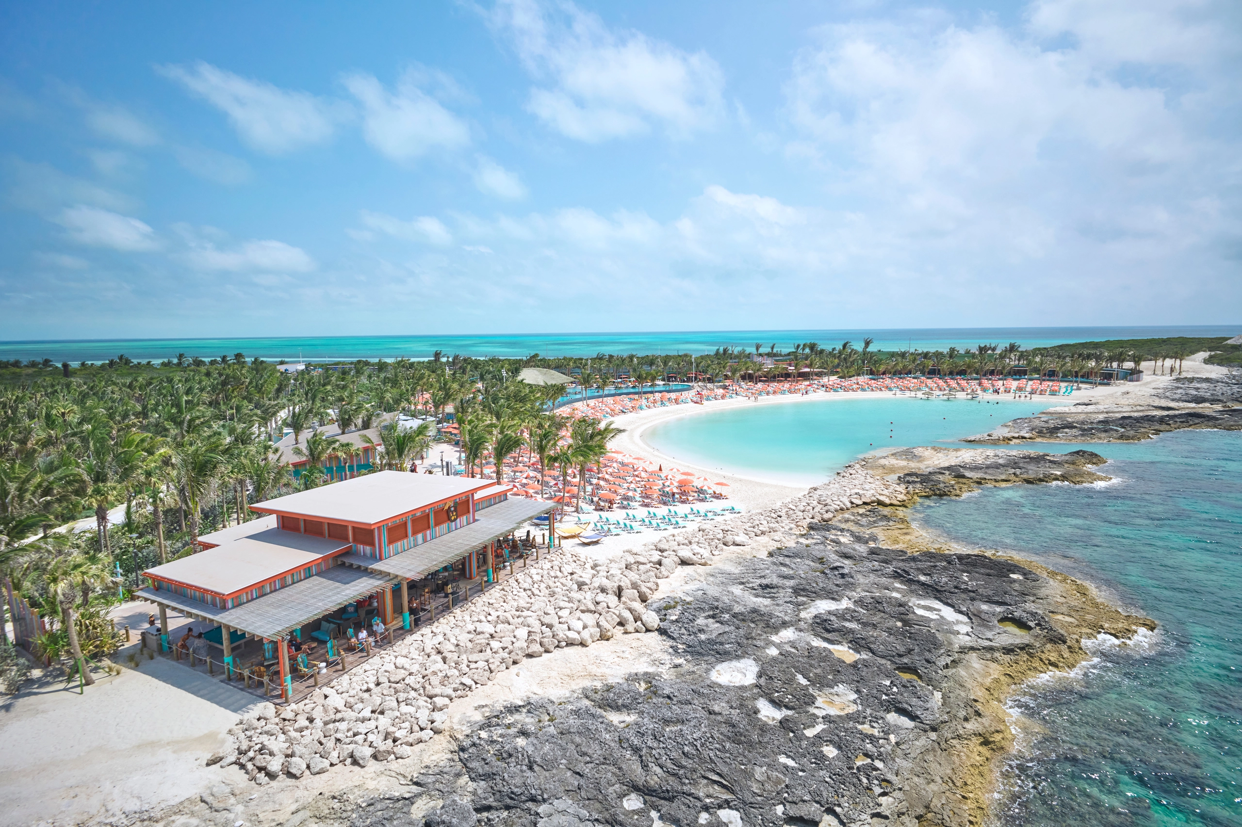 Hideaway Beach on the Rocks Bar