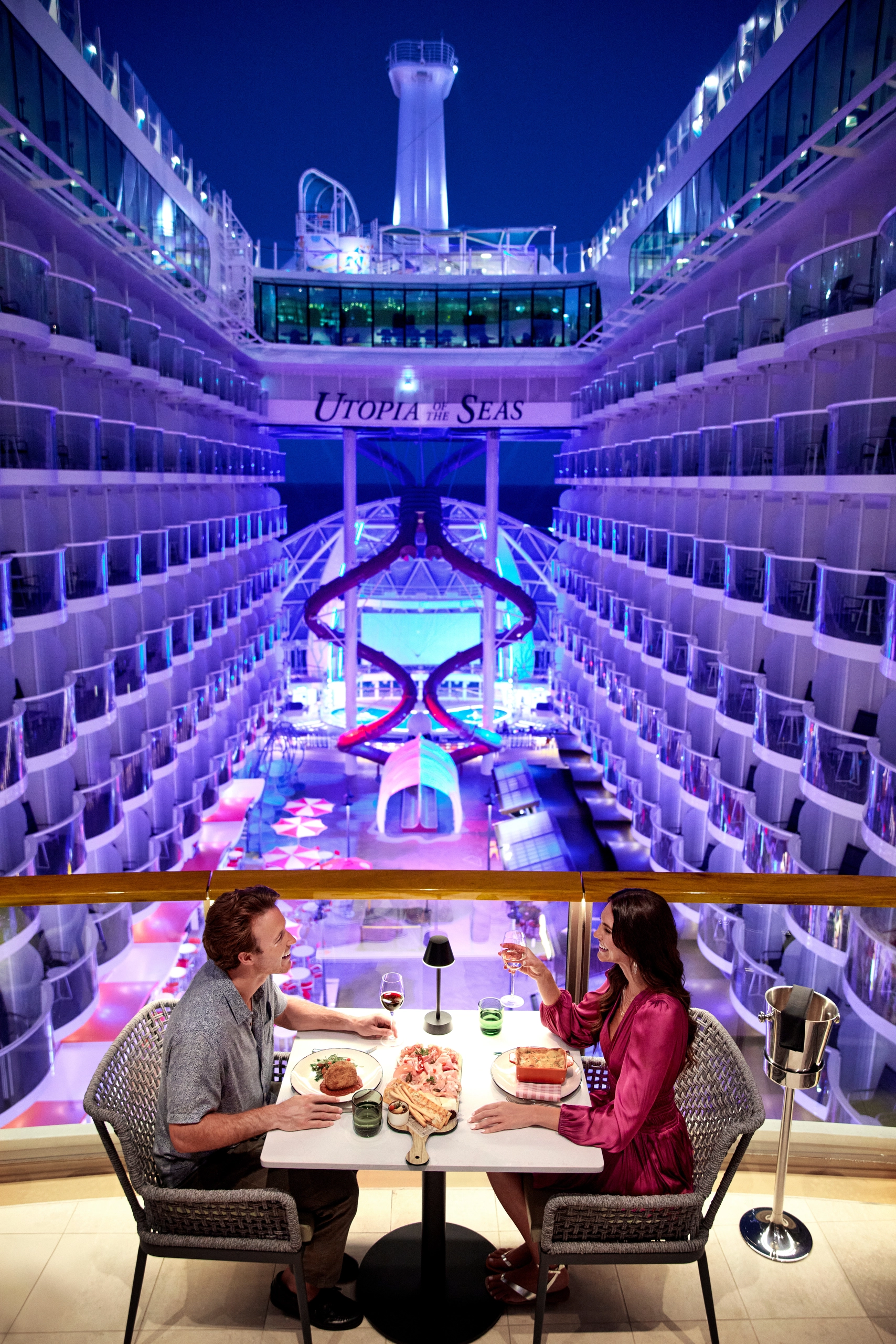 Utopia of the Seas couple dining