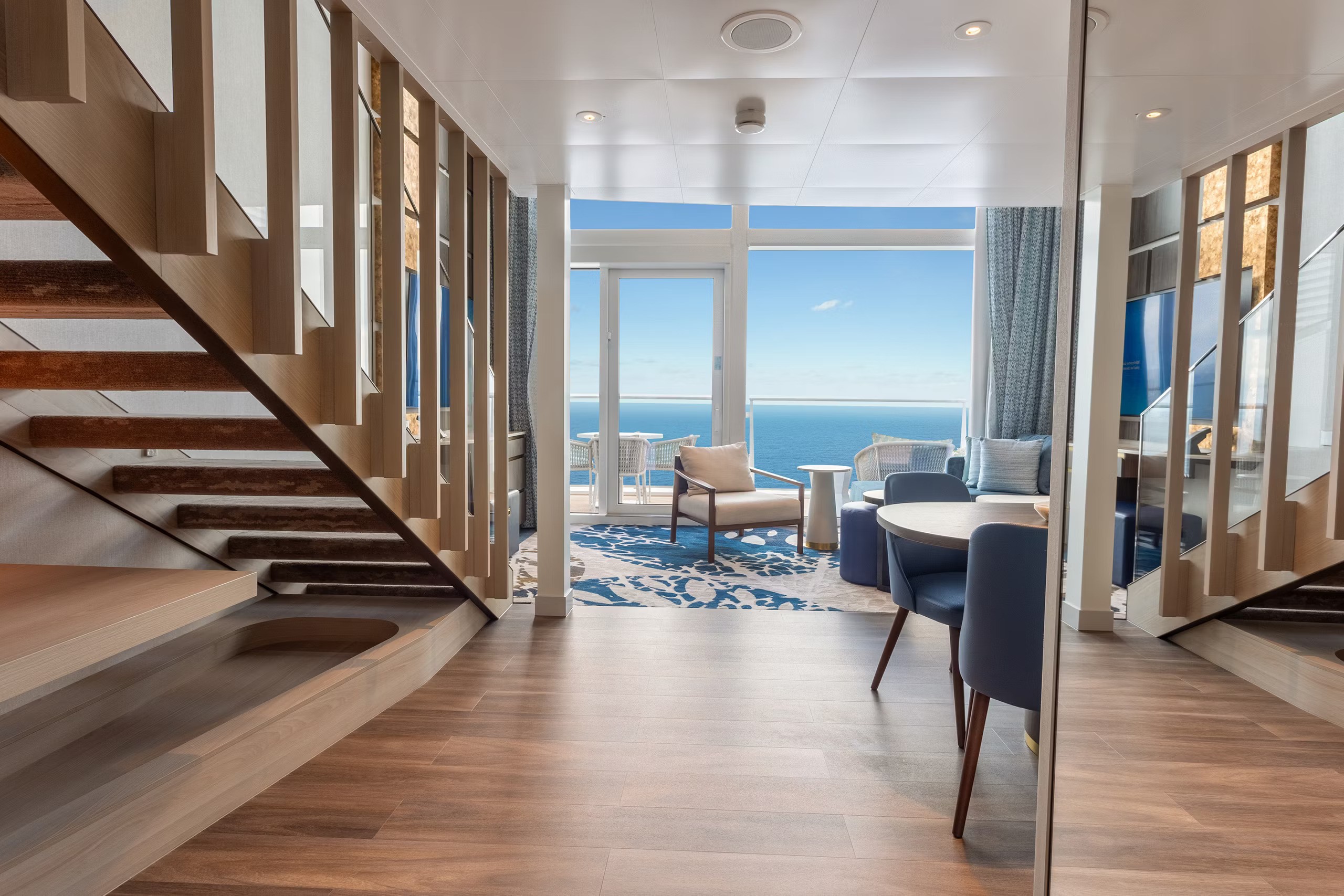 Star of the Seas dining room