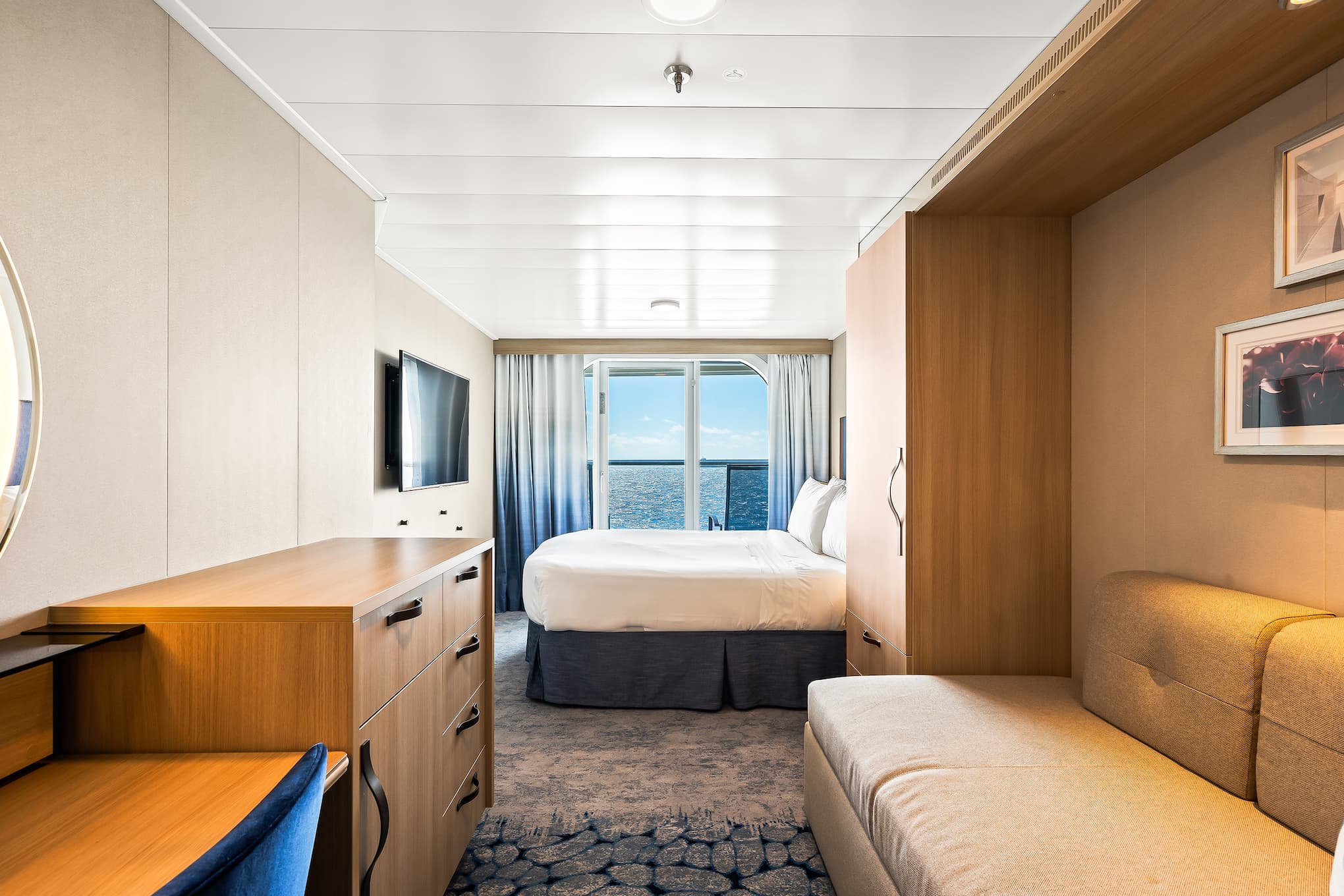 Large balcony stateroom